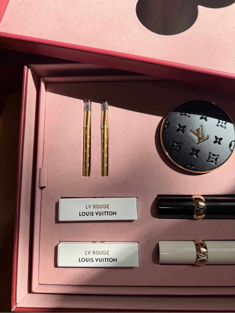 Louis Vuitton Beauté Pat McGrath Package NIB NEVER USED LIMITED EDITIKN - Picture 2 of 5